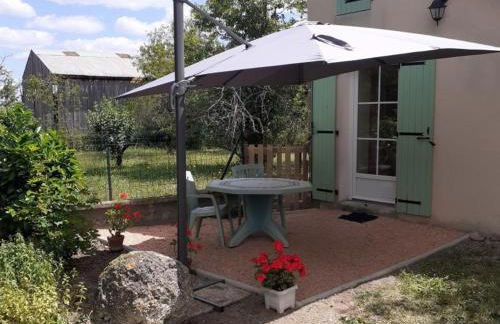 Gîte rénové avec terrasse privée et animaux admis - FR-1-489-10 - Foto 1