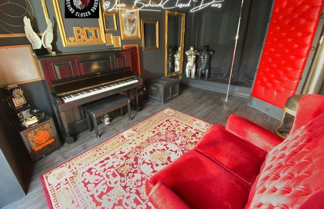 Stay & Play at Lovebehindcloseddoors - Foto 19