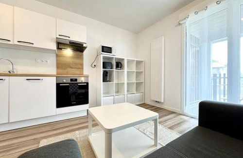 L'Émeraude - Proche Hôpital - Parking - Clim - Fibre - Terrasse - Foto 4