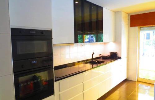 Elegant Villa in Porto with Pool & Jacuzzi - Foto 23