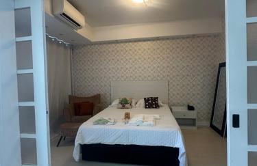 Beachfront Resort 2 Bedrooms 7 Guests - avenida Lúcio Costa - ideal para famílias e grupo de amigos - Foto 35