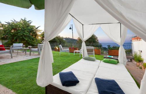 Appartamento in Villa con Terrazzo e Vista Golfo - Foto 48