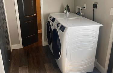 [4-BR/Sleeps 12] Family & Friends Home in Indiana - Foto 42