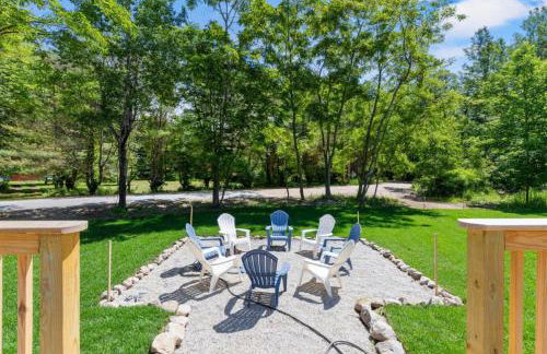 The Blueberry House - Spacious, Family & Pet-Friendly Retreat near Sebago Lake - Foto 44