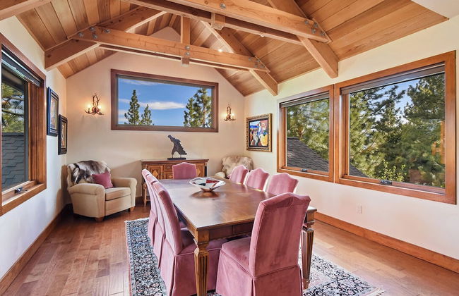 Luxury Mountain Chalet Deck w/ BBQ & Lake Views - Photo 30