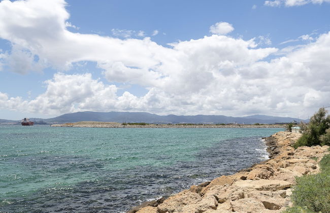 El Cortijo in La Linea de la Conception - Photo 28