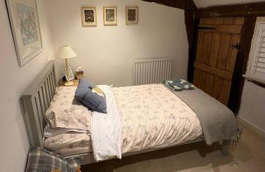 Historic 3-Bed Cottage with Garden in Hursley - Foto 33