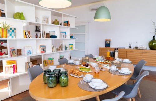 Spacious Villa with Private Pool & Garden in Douro, by Hopstays - Foto 9