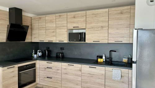 Cozy Apartment 4p Tram at doorstep - Foto 3