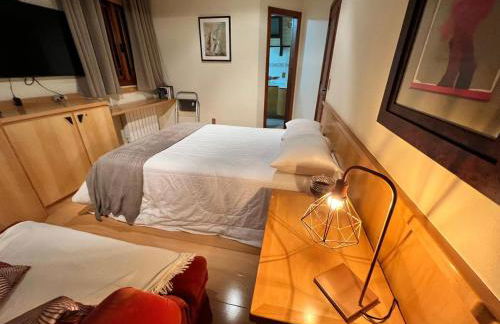 3 suites com Jacuzzi e Lareira - Duplex perto do Centro - Foto 78