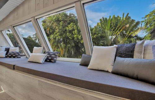 Stunning 2 Story Villa with Pool - Photo 44