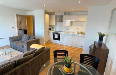 Blue Sky Apartments@ Abbots Yard, Guildford - Foto 8