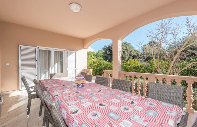 Family Friendly Pool House Ana - Foto 43