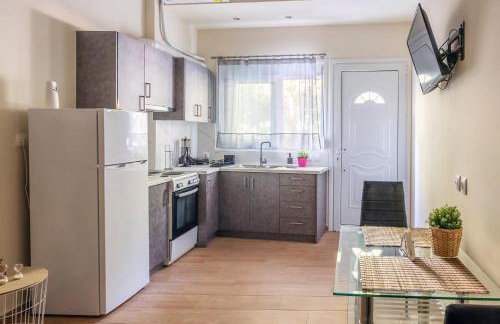 Γκαρσονιέρα 2 δίπλα στη θάλασσα! - Foto 1