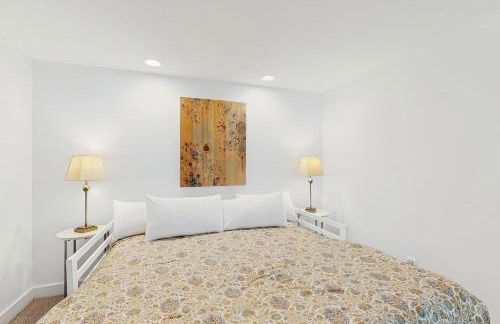 Fairy Cottage in the Wood - Photo 22