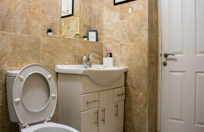 Charming 2-bed Fully Furnished Apartment in London - Foto 22