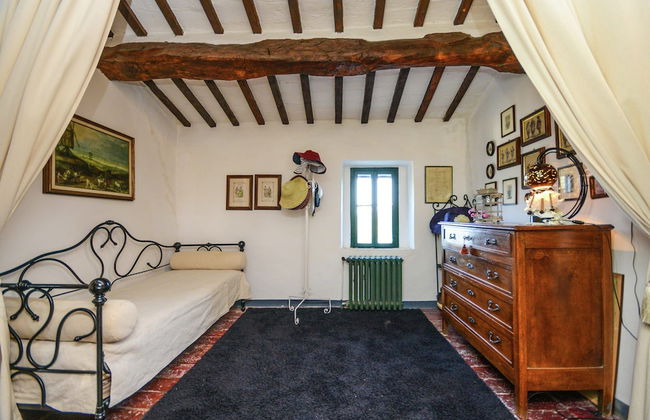 Cottage in Montefiore Near Forest and Beach - Photo 2