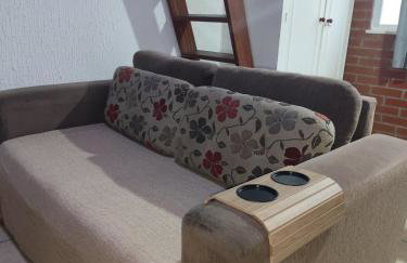 Loft com mezanino aconchegante no centro de Teresópolis RJ - Foto 7