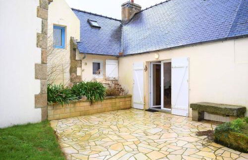 Maison bretonne avec une jolie cour fermée et fleurie avec WIFI à TREBEURDEN - Réf 679 - Foto 2