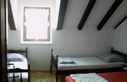 Apartment in Zlarin with balcony, W-LAN, washing machine (3813-1) - Foto 10