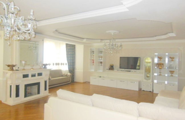 Great Triplex Villa - Photo 6