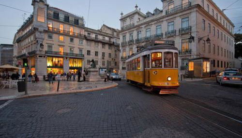 Água-da-Flor apartments - Photo 2