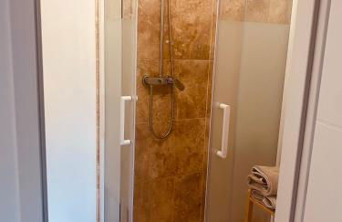 La Maison d à côté 8 à 10 personnes - Foto 15