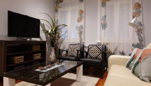 Céntrico y acogedor piso con garaje - Foto 4