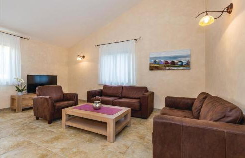 Beautiful Home In Turcic With Wifi - Foto 18