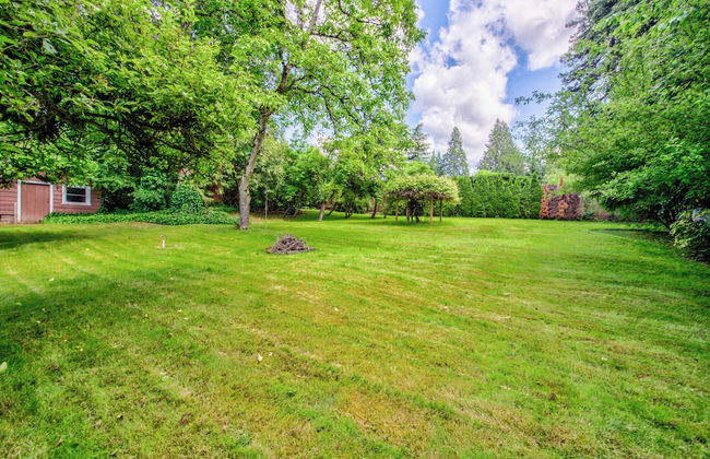 Private park in a cozy home next to I-90 huge yard - Foto 30