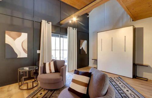 Peaceful Woodland Cabin with Screened Porch & Arcade Near Siloam Springs City Lake, Gentry, AR - Foto 5