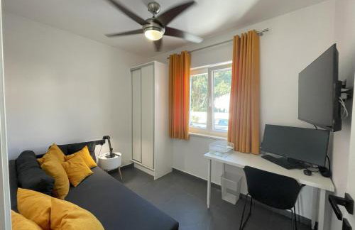 Valkane Beach Apartments - Photo 56