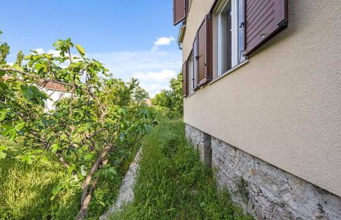 Cozy Apartment In Zlarin With Wifi - Photo 11