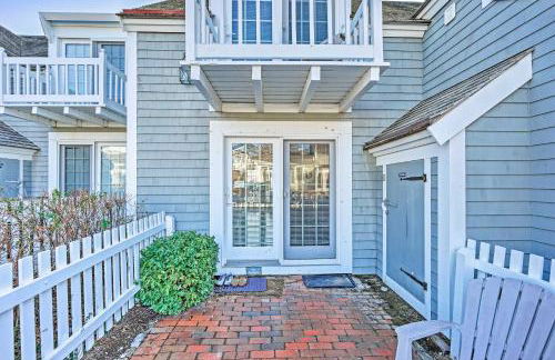 Ocean-View Gem with Private Beach in Mashpee! - Foto 26