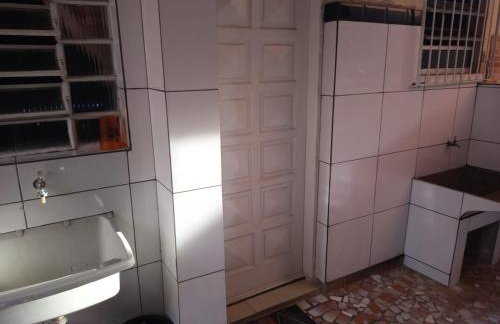 Casa familiar perto do centro de São Bernardo Piraporinha e Santo André - Foto 4