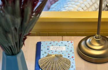 T2 au calme - 5 min à pied de la gare et 10min à pied du centre historique - Stationnement - Foto 1