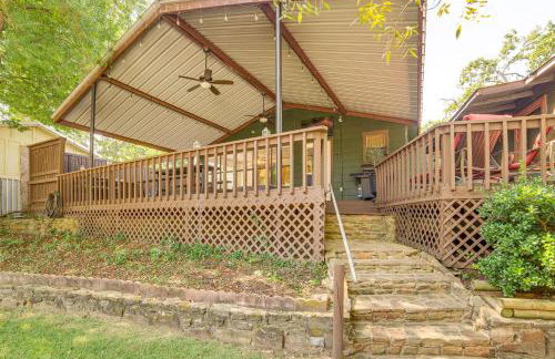 Spacious Deck Waterfront Home in Gun Barrel City! - Foto 27