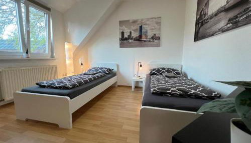 Möblierte Wohnung im Obergeschoss in bester Lage für Feriengäste und beruflich Reisende AW12A-V - Foto 4