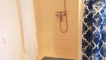 Chambre Cosy bien équipée proche RER aux Portes de Paris - Foto 4