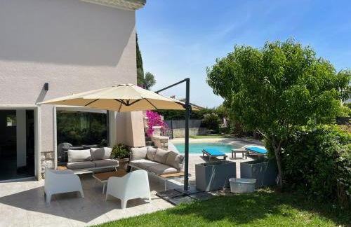 Superbe villa piscine proche ville et mer au calme - Foto 11