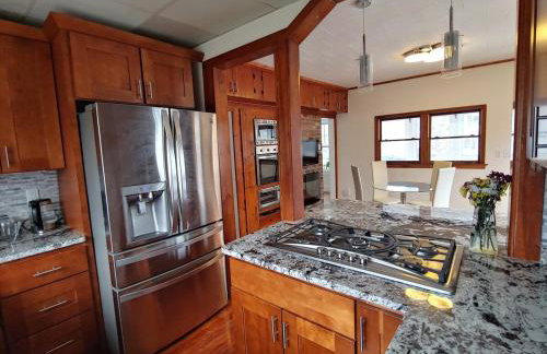 Lovely Home - Relaxing- with many Amenities & Pool - Foto 32