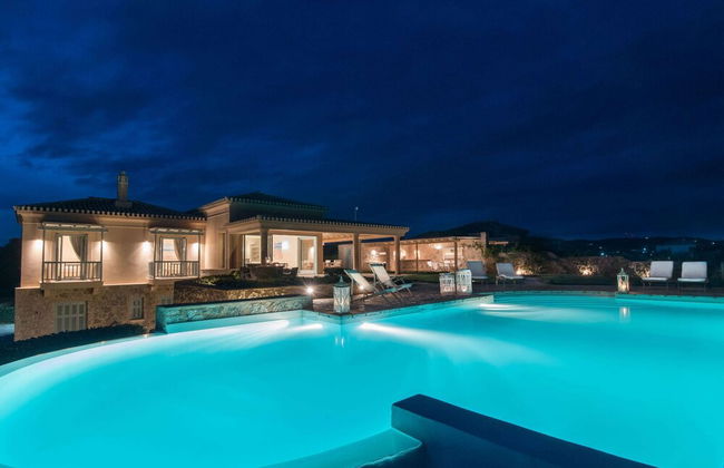 Luxurious Villa in Peloponnese With Pool - Foto 21