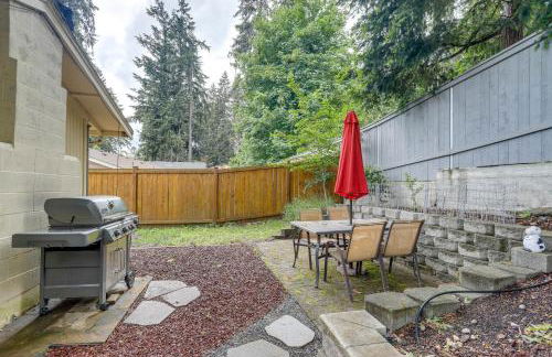 3 Mi to Lake Sammamish! Pet-Friendly Home with Deck - Foto 23