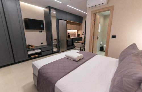Elsta Stay Suites - Photo 41