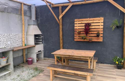 Apto até 8 pessoas - Lazer Churrasqueira - Praia dos Ingleses Floripa - Photo 1