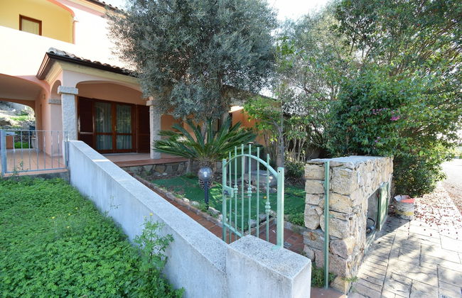 Casa Dell'orto In The Centre Of Agrustos - Photo 12