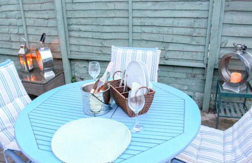 Spacious 4BR house, 2 en suites with garden & on-site parking - Foto 41