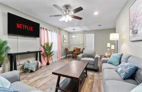 Renovated Home Perfect for Family - Foto 2