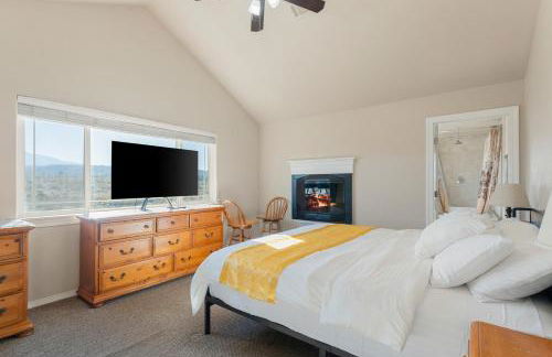 Luxury Shasta Vista Retreat & Basecamp - Sauna & Jacuzzi - Foto 33