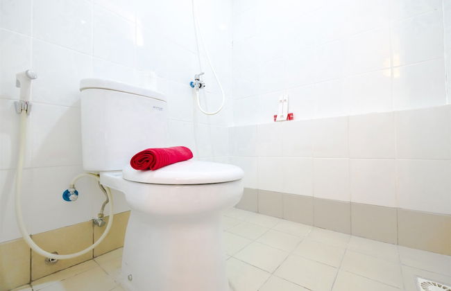 New & Clean Bassura City Apartment - Foto 26